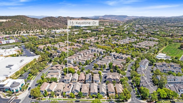 15 Keystone Drive, Ladera Ranch CA: https://media.crmls.org/medias/1a8532ac-197d-44da-a431-d0351002c32b.jpg