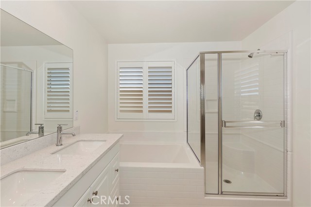 Detail Gallery Image 6 of 28 For 16546 Biola Pl, Victorville,  CA 92395 - 4 Beds | 3 Baths