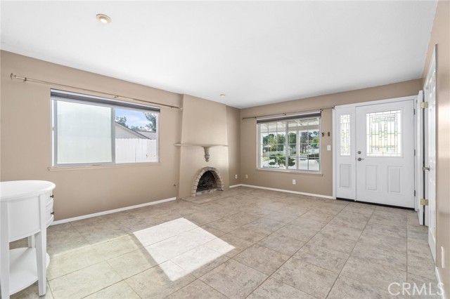 Detail Gallery Image 5 of 50 For 15335 Rolling Ridge Dr, Chino Hills,  CA 91709 - 4 Beds | 2 Baths