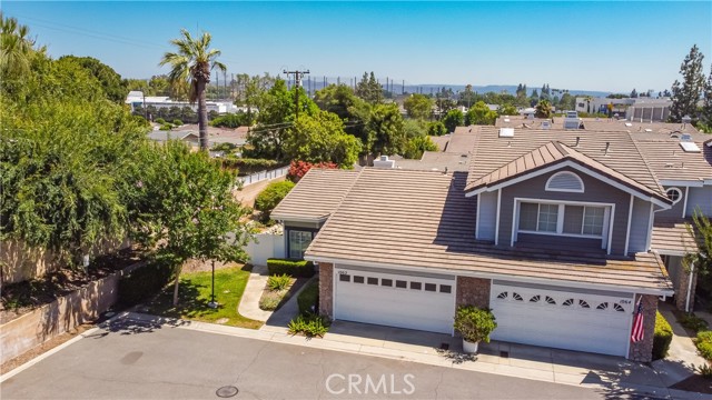 1062 Brookfield Place, Glendora CA: https://media.crmls.org/medias/1a85523c-c4ab-44b9-b421-2fe97539f970.jpg