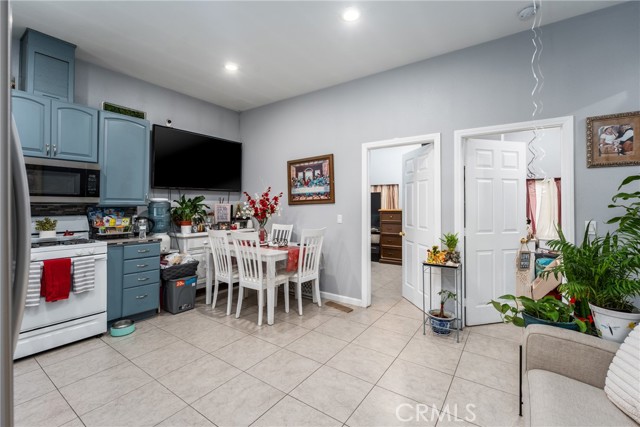 Detail Gallery Image 29 of 42 For 224 S Victoria Ave, Corona,  CA 92879 - 5 Beds | 2/1 Baths
