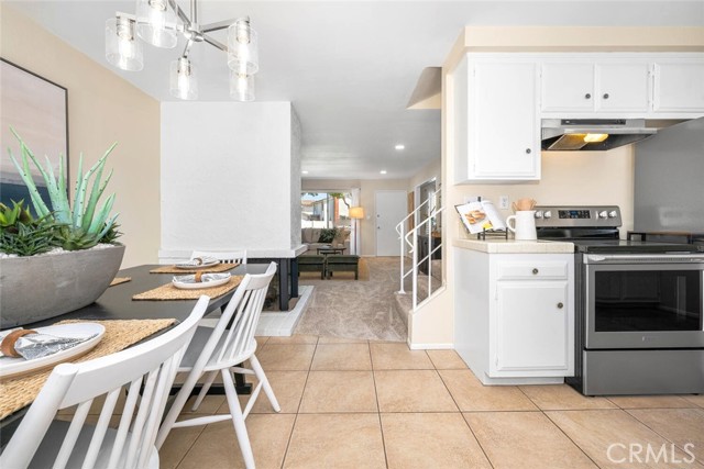 Detail Gallery Image 21 of 68 For 6638 Southampton Dr, Cypress,  CA 90630 - 4 Beds | 3 Baths