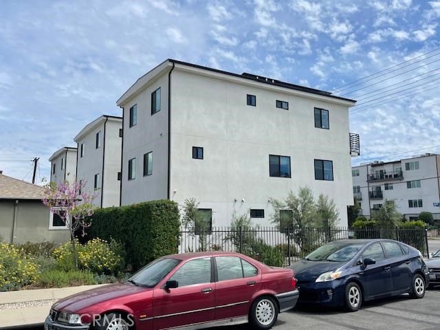 Image 4 of 21 For 11451 Victory Boulevard