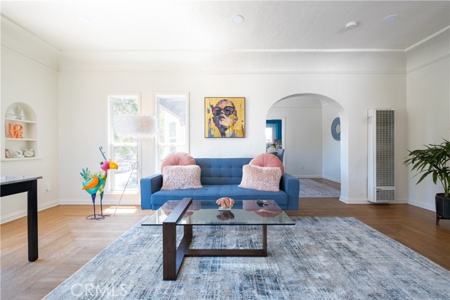 Detail Gallery Image 3 of 41 For 2533 Eucalyptus Ave, Long Beach,  CA 90806 - – Beds | – Baths