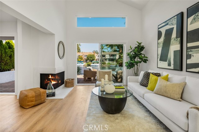 22627 Lakeside Lane, Lake Forest CA: https://media.crmls.org/medias/1a869923-4109-4f2c-9ccc-124928a8a8f9.jpg