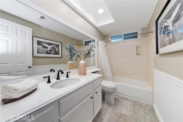 21590 Via Pepita, Yorba Linda CA: https://media.crmls.org/medias/1a88e824-d4ae-4e2f-8788-9c03f2c41250.jpg