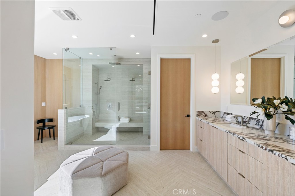 13944 Valleyheart DriveSherman Oaks img 23