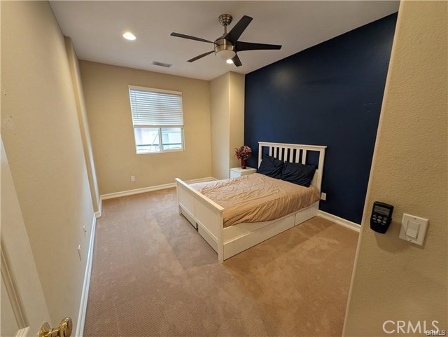 Detail Gallery Image 11 of 14 For 27976 Trillium Ln, Valencia,  CA 91354 - 3 Beds | 3 Baths