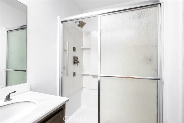 4299 Biscayne Street, Chino CA: https://media.crmls.org/medias/1a89f5c5-67e4-40d1-975b-1cd29b9df48b.jpg