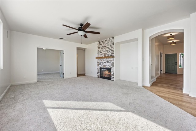 Detail Gallery Image 34 of 55 For 8707 Shore View, Bakersfield,  CA 93312 - 4 Beds | 3 Baths