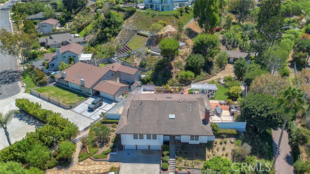 Detail Gallery Image 31 of 34 For 4 Bridlewood Cir, Rolling Hills Estates,  CA 90274 - 3 Beds | 2/1 Baths