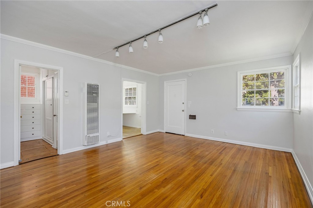 MLS #SB25271785 image #7