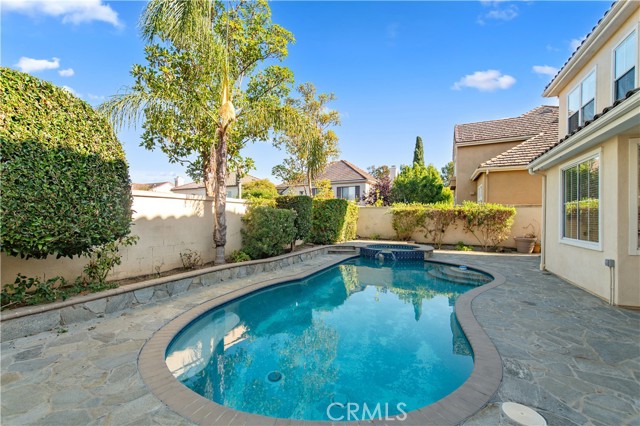 31 Versailles, Newport Coast CA: https://media.crmls.org/medias/1a8cfbfb-3a60-49fc-a146-bd8f6ee43e6e.jpg