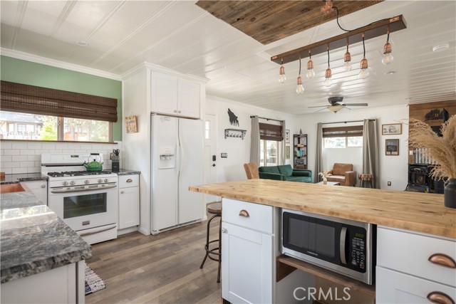 Detail Gallery Image 17 of 35 For 741 Irving Way, Big Bear City,  CA 92314 - 2 Beds | 1 Baths