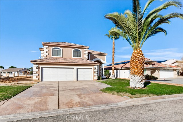 Detail Gallery Image 7 of 73 For 14414 Ironsides, Helendale,  CA 92342 - 4 Beds | 3 Baths