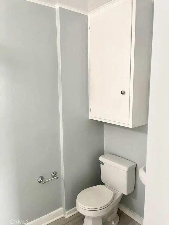 https://media.crmls.org/medias/1a8dc775-ba38-40fd-a000-9b1769b171b8.jpg?preset=X-Large