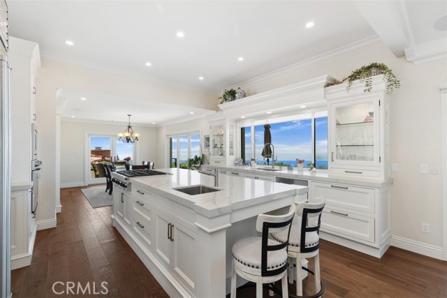 413 E Avenida Cordoba, San Clemente CA: https://media.crmls.org/medias/1a8e4728-847c-43aa-9a0e-fa58656c6014.jpg