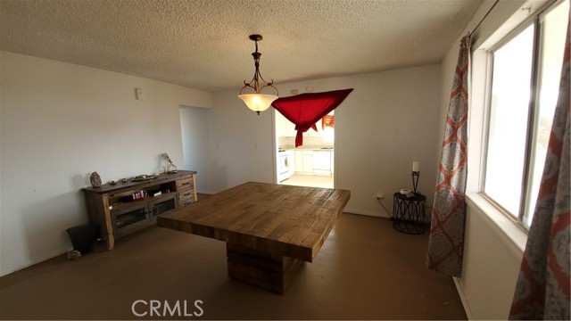Detail Gallery Image 10 of 22 For 1729 N Deer Trl, Landers,  CA 92285 - 3 Beds | 2 Baths