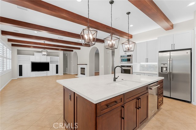 11533 Stoney Brook Court, Beaumont CA: https://media.crmls.org/medias/1a8f3c9c-02e2-49a6-adff-14598e299086.jpg