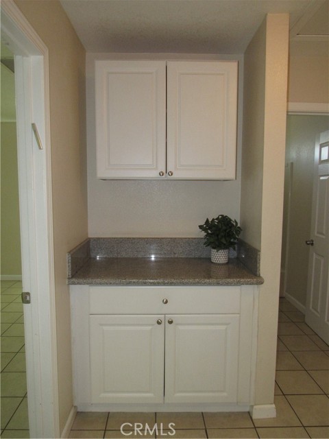 10517 50th Street, Jurupa Valley CA: https://media.crmls.org/medias/1a8f4695-a7ec-42fd-9899-035f7edb5655.jpg