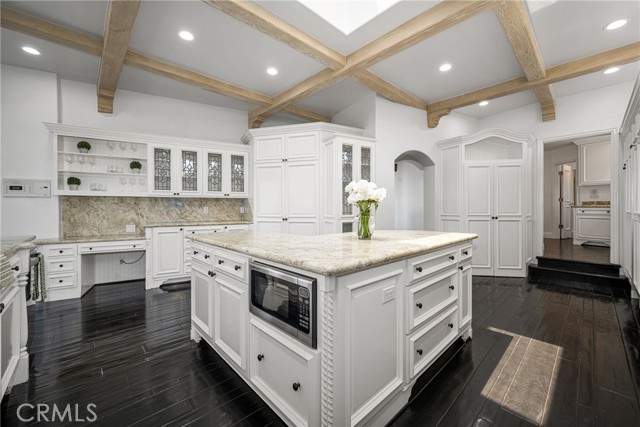 Detail Gallery Image 11 of 51 For 1541 Dolphin, Corona Del Mar,  CA 92625 - 3 Beds | 3/1 Baths