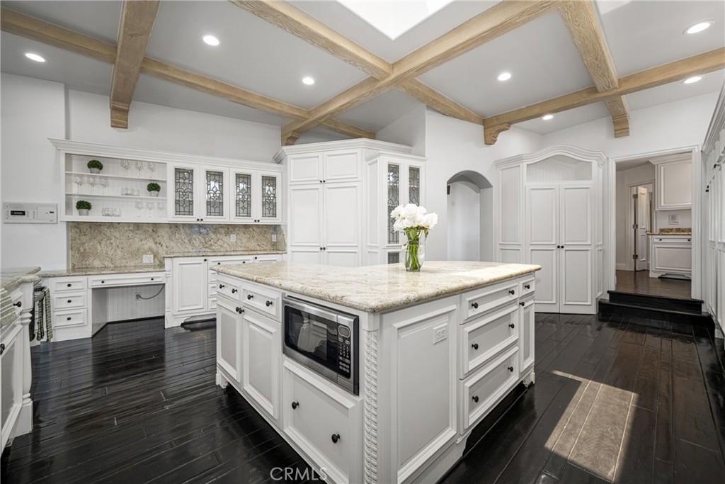 MLS #NP25274646 image #10