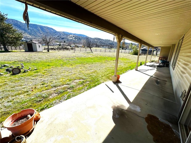 27440 Challedon Court, Tehachapi, California 93561, 3 Bedrooms Bedrooms, ,2 BathroomsBathrooms,Single Family Residence,For Sale,Challedon,SR25041375