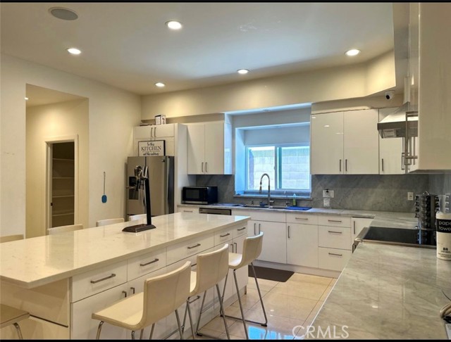 Detail Gallery Image 33 of 73 For 646 S Courson Dr, Anaheim,  CA 92804 - 6 Beds | 5 Baths