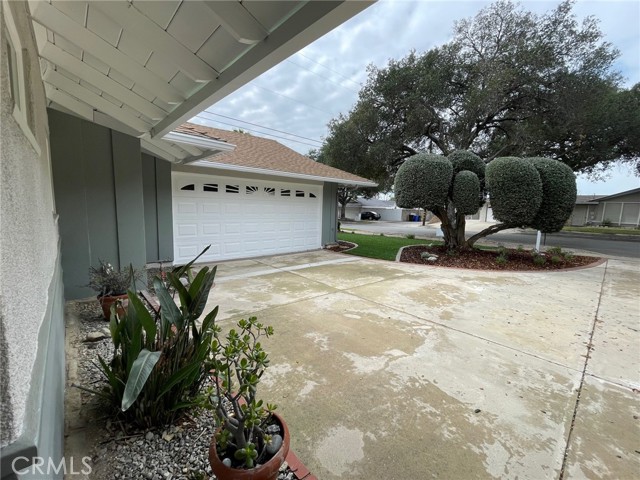 Detail Gallery Image 3 of 24 For 172 S Spencer Ave, Upland,  CA 91786 - 3 Beds | 2 Baths