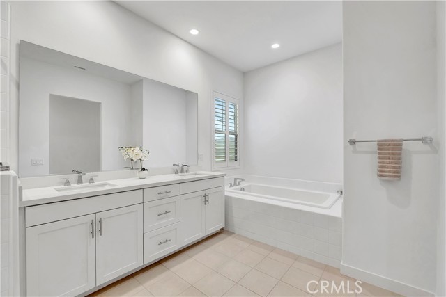 Detail Gallery Image 32 of 62 For 14432 Windfall Ln, Huntington Beach,  CA 92647 - 3 Beds | 2/1 Baths