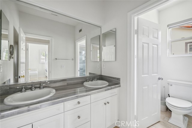 15 Renata, Newport Coast CA: https://media.crmls.org/medias/1a91c036-970a-41d8-a02c-b16b2adcdde5.jpg