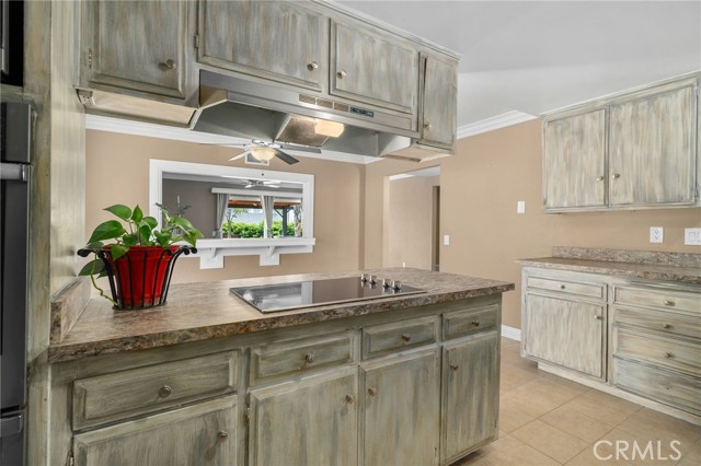 Detail Gallery Image 11 of 32 For 8631 Holly St, Rancho Cucamonga,  CA 91701 - 3 Beds | 2 Baths
