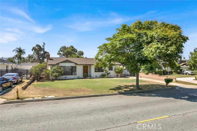 2106 E Cortez E Street, West Covina CA: https://media.crmls.org/medias/1a920604-3322-4084-9470-97aa7248310d.jpg