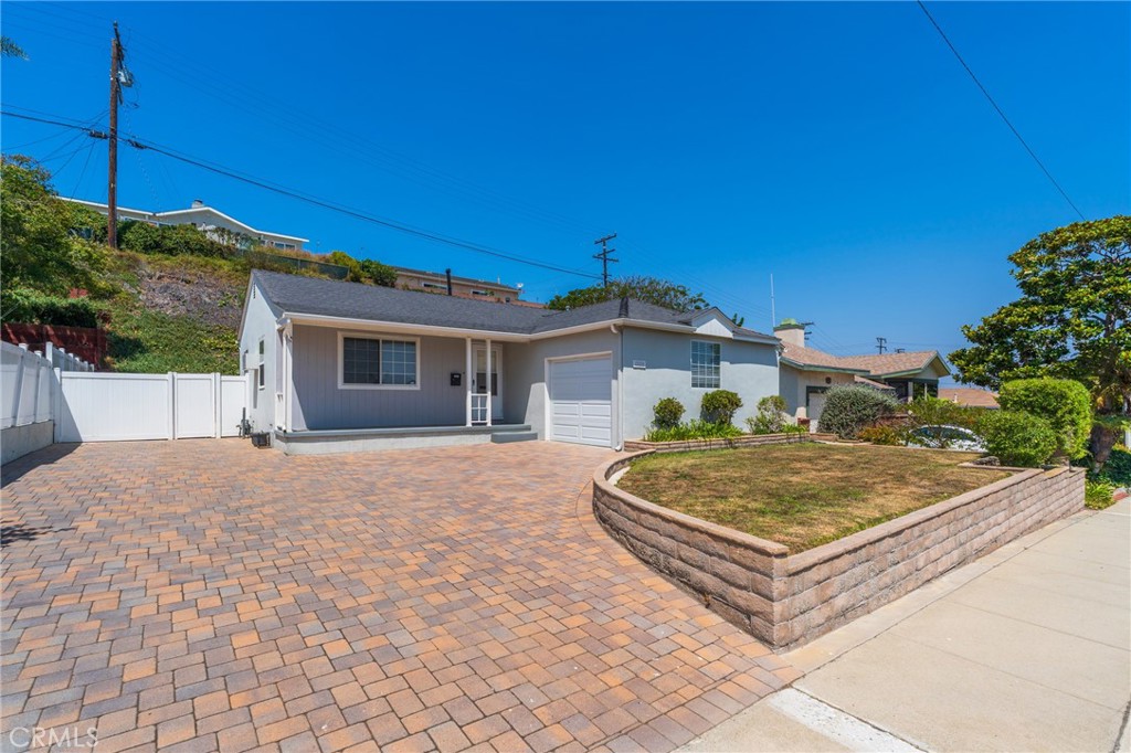 22225 Linda Drive