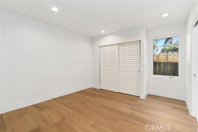 Detail Gallery Image 10 of 16 For 369 E 20th, Costa Mesa,  CA 92627 - 4 Beds | 3 Baths