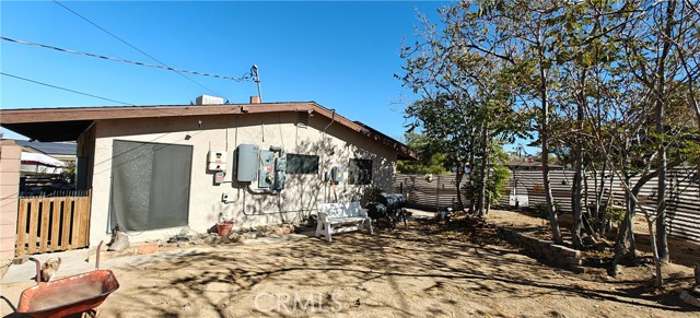 Detail Gallery Image 17 of 18 For 7490 Barberry Ave, Yucca Valley,  CA 92284 - 3 Beds | 2 Baths