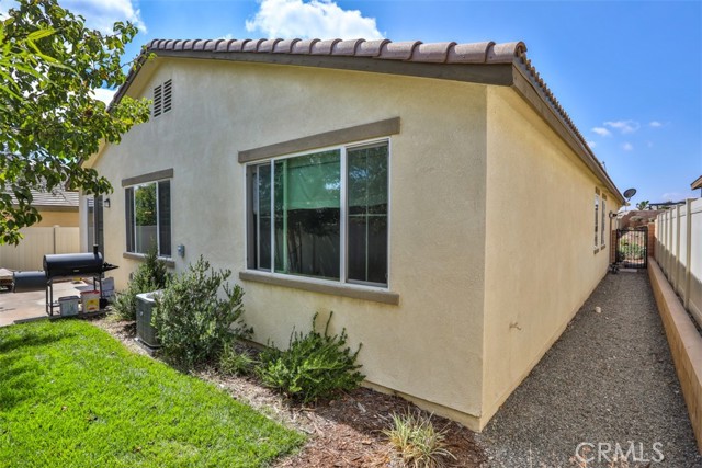 3985 Arrow Wood Road, San Bernardino CA: https://media.crmls.org/medias/1a92c3ab-8c20-49e0-a3e1-0e50af99f523.jpg