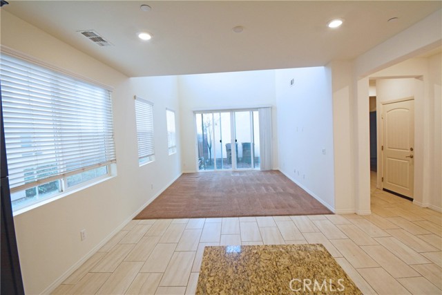 Detail Gallery Image 7 of 41 For 8765 Festival St, Chino,  CA 91708 - 4 Beds | 3/1 Baths