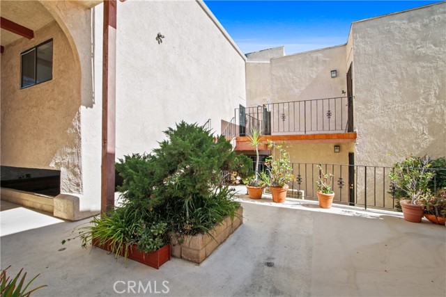 1100 E 4th Street H, Long Beach, CA, 90802 1100 E 4th Street H, Long Beach, CA, 90802
