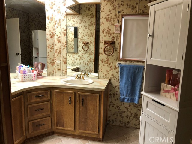 Detail Gallery Image 18 of 27 For 307 S Smith, Corona,  CA 92882 - 2 Beds | 2 Baths