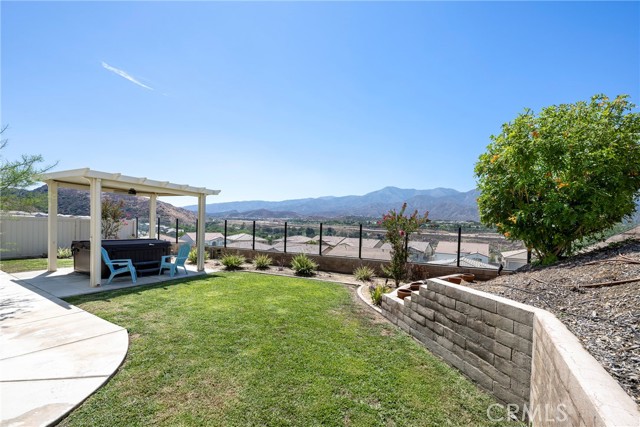 11537 Alton Drive, Corona CA: https://media.crmls.org/medias/1a94887e-f1df-49c0-91cf-21a91f93ac01.jpg