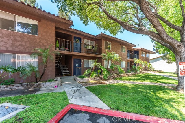 Detail Gallery Image 1 of 27 For 1456 Chalgrove Dr #D,  Corona,  CA 92882 - 2 Beds | 1 Baths