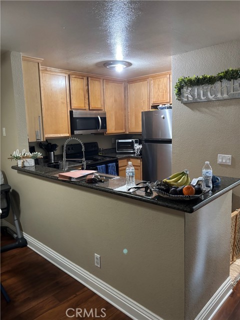 Detail Gallery Image 5 of 9 For 2380 Del Mar Way #206,  Corona,  CA 92882 - 2 Beds | 2 Baths