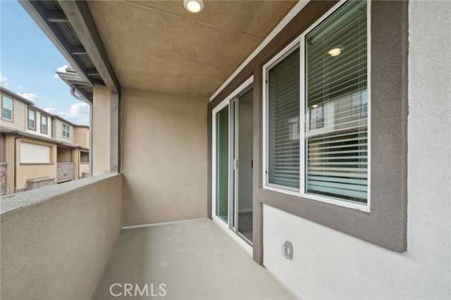 1553 Stratus Drive, Pomona CA: https://media.crmls.org/medias/1a973c53-a09f-4947-9b72-f5b1953e1c7b.jpg