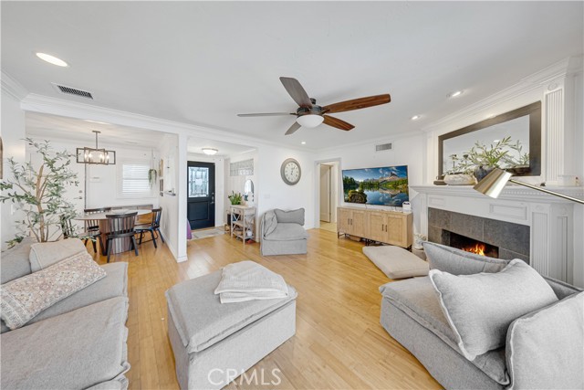 17971 Theodora Drive, Tustin CA: https://media.crmls.org/medias/1a97b9ba-530f-425d-b254-ece9e066449f.jpg
