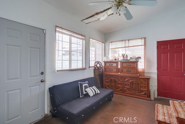 327 S 35th Street, San Diego CA: https://media.crmls.org/medias/1a97c62d-c745-4e51-abaf-87ba81a39f0c.jpg