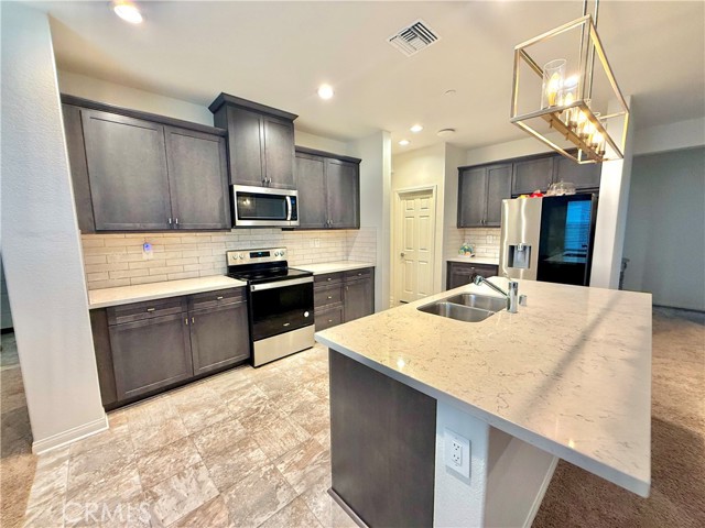 Detail Gallery Image 6 of 24 For 27108 Oncore, Menifee,  CA 92585 - 4 Beds | 2 Baths