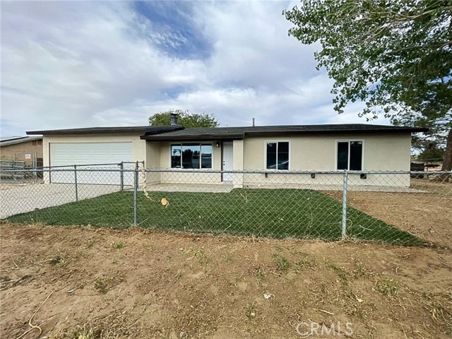 Detail Gallery Image 1 of 30 For 40294 Fieldspring St, Palmdale,  CA 93591 - 4 Beds | 2 Baths
