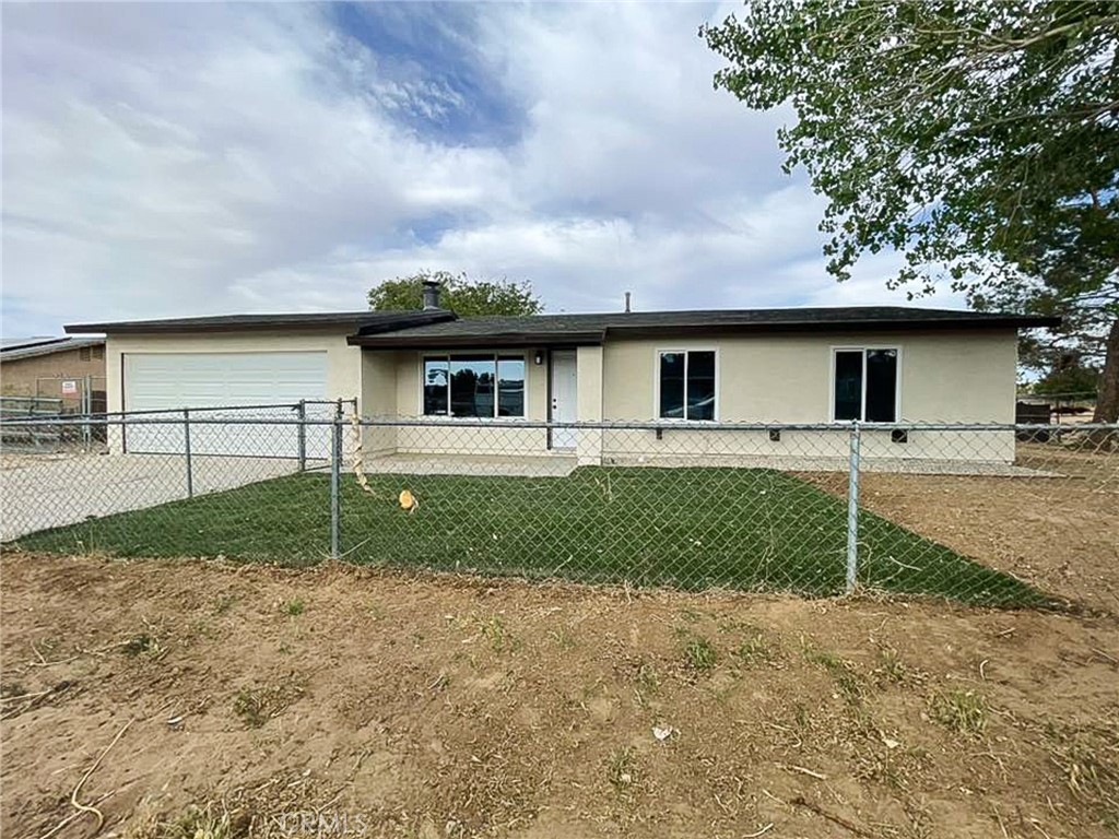 40294 Fieldspring Street