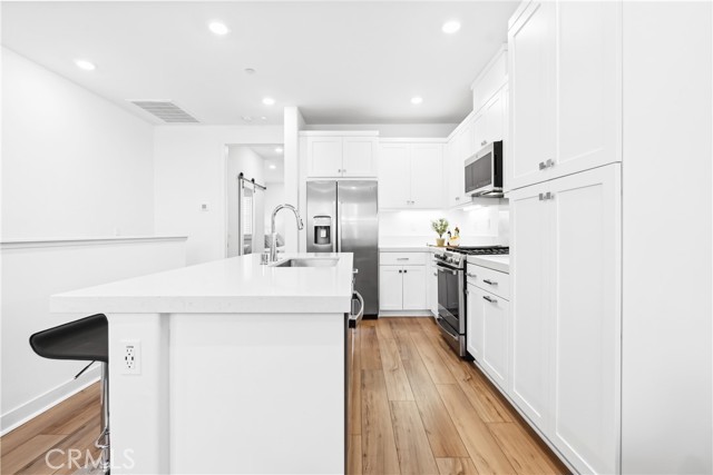 Detail Gallery Image 3 of 20 For 112 Juniper Dr, Rancho Mission Viejo,  CA 92694 - 1 Beds | 1/1 Baths